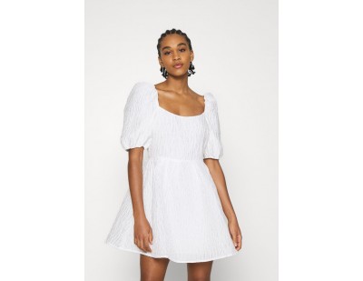 NA-KD DEEP BACK MINI DRESS - Cocktailkleid/festliches Kleid - white/weiß