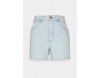 Wrangler MOM - Jeans Shorts - cloud nine/bleached denim