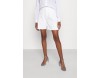 Missguided LONGLINE - Jeans Shorts - white/weiß