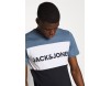 Jack & Jones JJELOGO BLOCKING TEE - T-Shirt print - china blue/blau